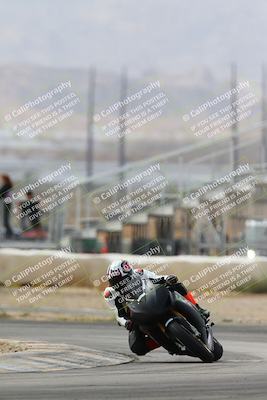 media/Mar-02-2025-Race Pace (Sun) [[8bec80ae00]]/12-Vested (Turn 2) 1111am/